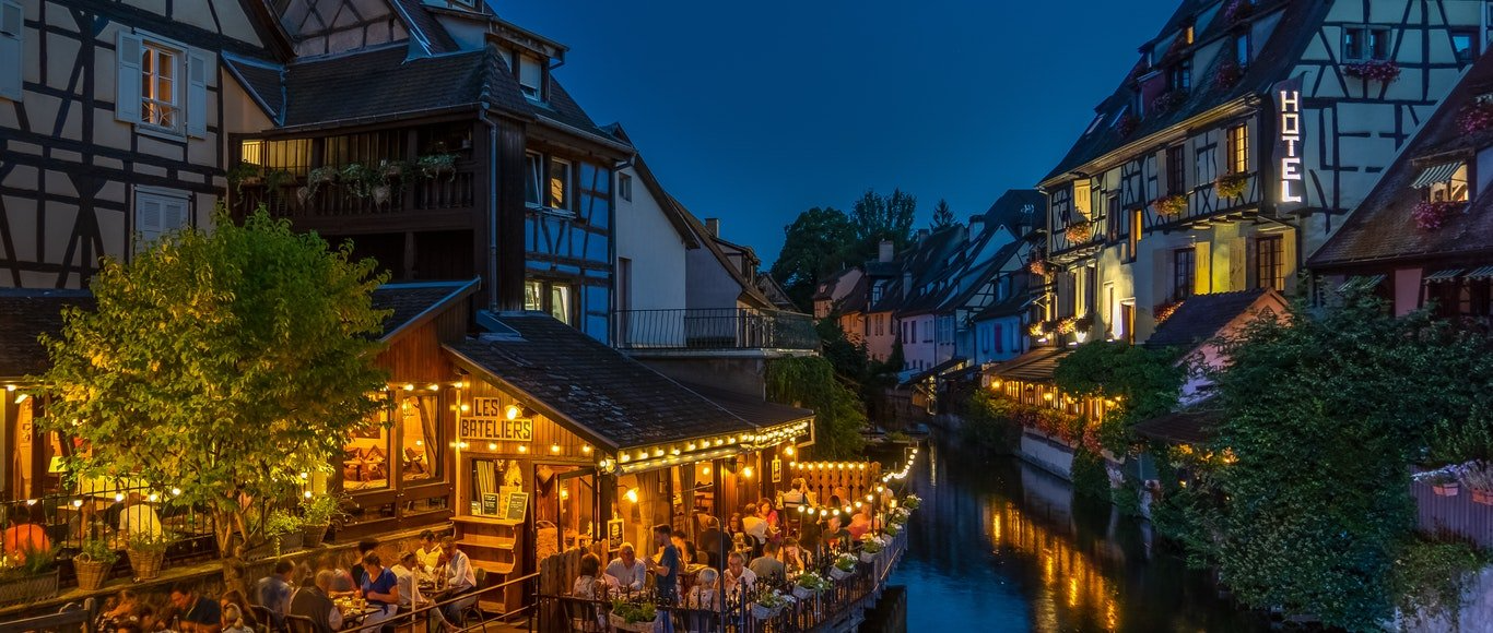 You are currently viewing Driving Passion Forward with VetteBlog