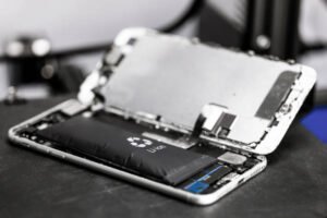 Read more about the article Need iPhone Repair Kilmarnock? Quick Fix Available Near You