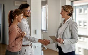 Read more about the article How Much Does It Cost to Get a Real Estate Agent?