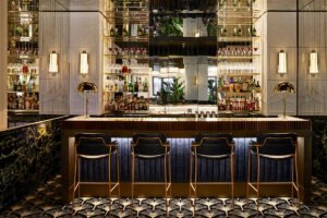 Read more about the article Beefbar Paris: Tempat di Mana Daging Berbicara Bahasa Prancis yang Lebih Mahal