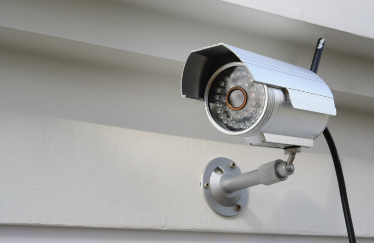 Read more about the article Why Professional Technicians Provide Better Security Coverage