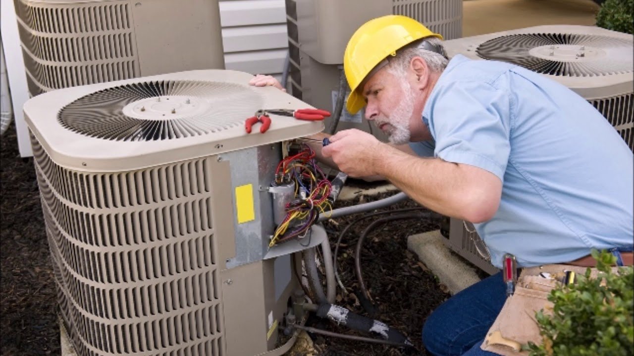 You are currently viewing 8 Factors to Consider When Replacing Your Air Conditioner