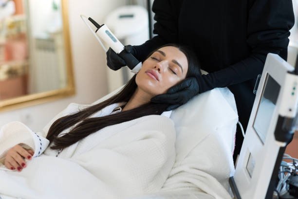 Read more about the article Can HydraFacial Really Shrink Large Pores Effectively?
