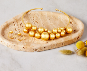 Read more about the article Giulia Petite Earrings – Delicate Italian Design for Everyday Elegance