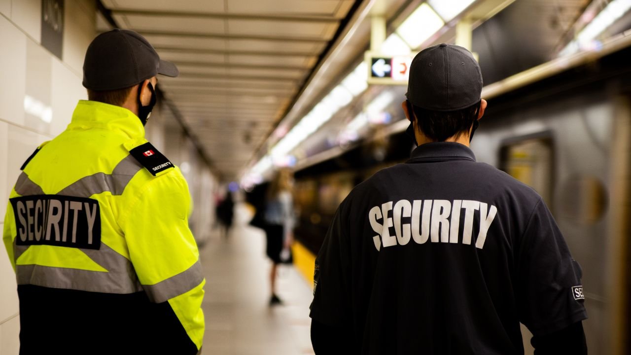 Read more about the article Protect Your Business with Trusted Bronx Security Experts