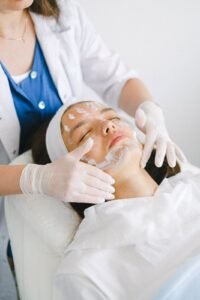 Read more about the article Revitalize Your Skin with Yellow Peel Treatment