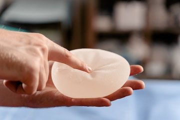 Read more about the article Silicone Breast Implants Focused on Patient Safety