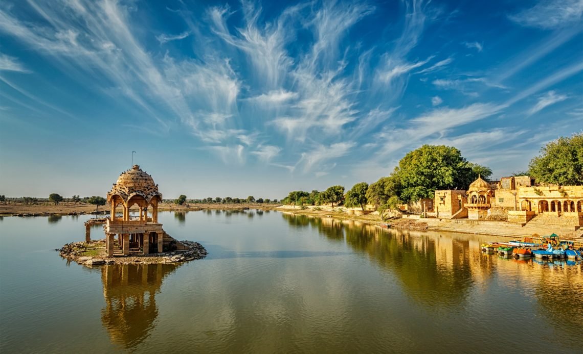 You are currently viewing Forts & Palaces in Rajasthan: A Complete Guide to Royal Heritage