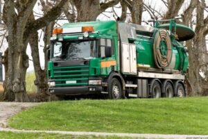 Read more about the article Meet the Heavy Hitters: What a Drain Cleaning Truck in Stockholm Can Do.