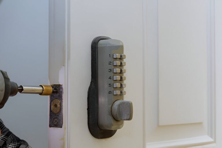 Read more about the article Emergency Locksmith – London’s Trusted Rapid Response Locksmith Services