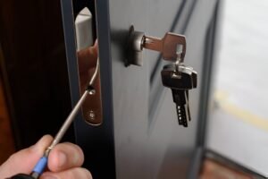 Read more about the article Locksmith London – Reliable Help When You Need It Most
