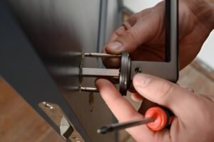 Read more about the article Dependable Emergency Assistance with London Locksmith