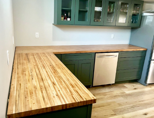 You are currently viewing Butcher Block Countertops: Affordable, Durable & Stylish Kitchen Surfaces