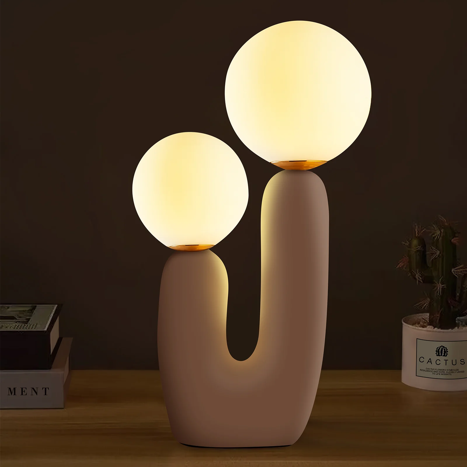 Read more about the article Cactus Shaped Lamp: Artistic Lighting for Modern Interiors