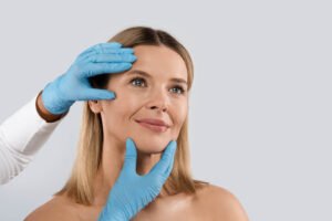 Read more about the article Does Facelifts Surgery Really Reduce Wrinkles Fast?