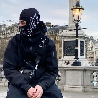 You are currently viewing Corteiz and Air Max 95 Corteiz: A Streetwear Phenomenon