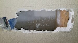 Read more about the article Professional Drywall Repair Services in the Bronx for Smooth Walls