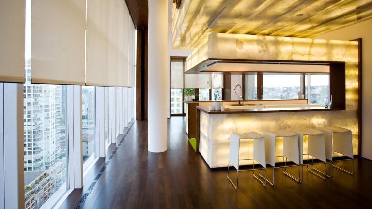 You are currently viewing Shades Vancouver: Light Control, Climate Response, and Urban Residential Design