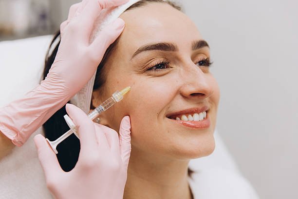 You are currently viewing Are Cheek Fillers Injections Worth It?