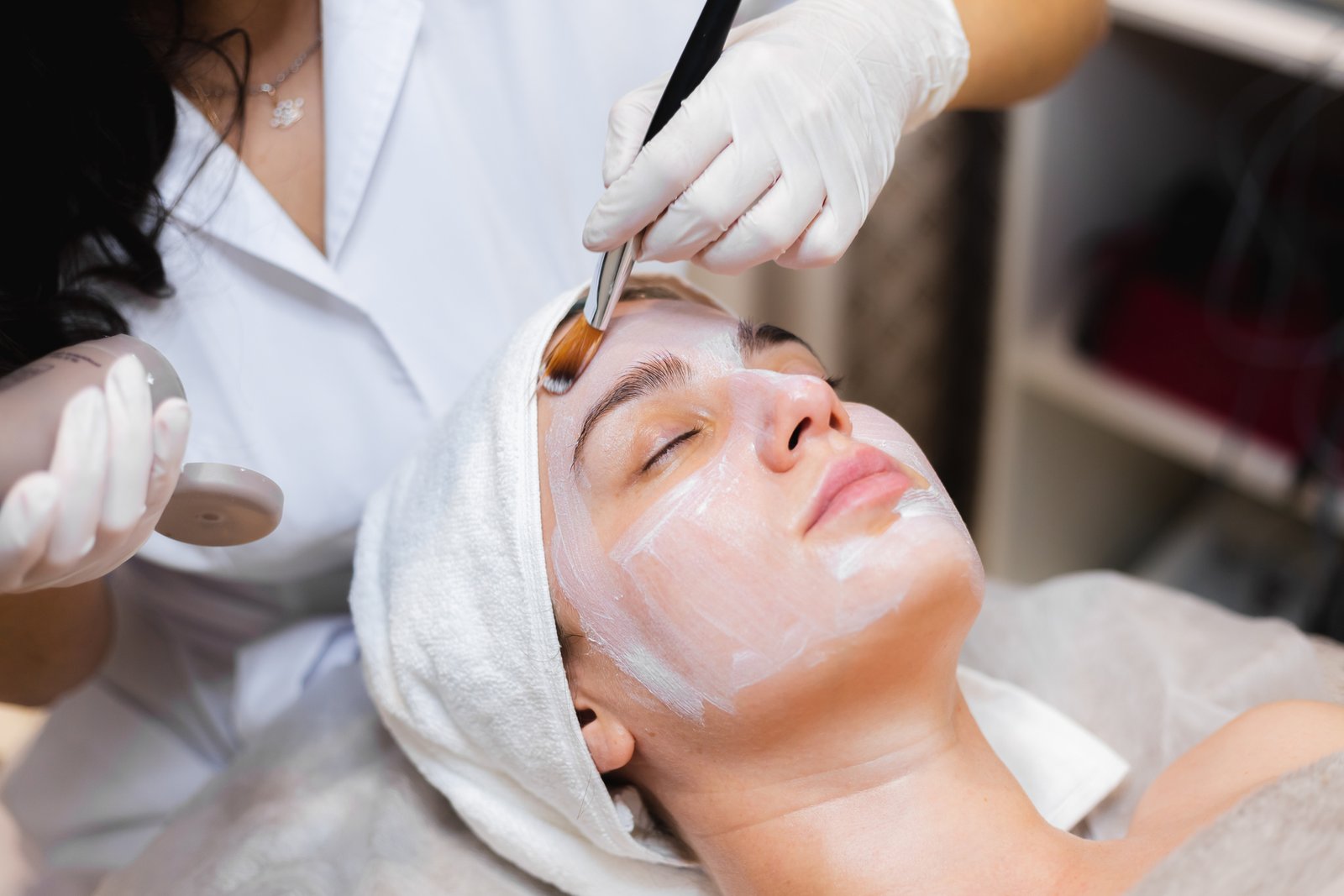 You are currently viewing Are Chemical Peels Right for You