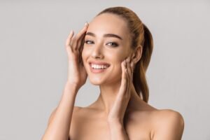 Read more about the article How Buccal Fat Removal Creates Defined Cheeks