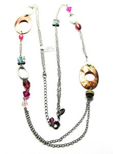 You are currently viewing Why Statement Necklaces Define a Vintage Jewelry Wardrobe