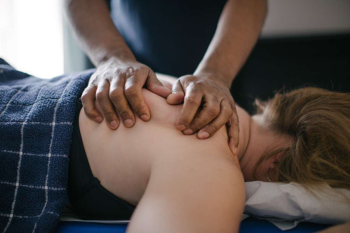 You are currently viewing Is Lymphatic Drainage Massage Beneficial During Pregnancy