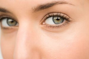 Read more about the article Is eyebrow transplant permanent or temporary solution