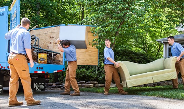 You are currently viewing How to Get Rid of Large Household Junk Without Renting a Dumpster