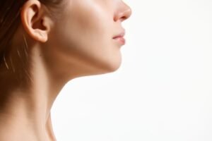 Read more about the article Modern Double Chin Removal Techniques