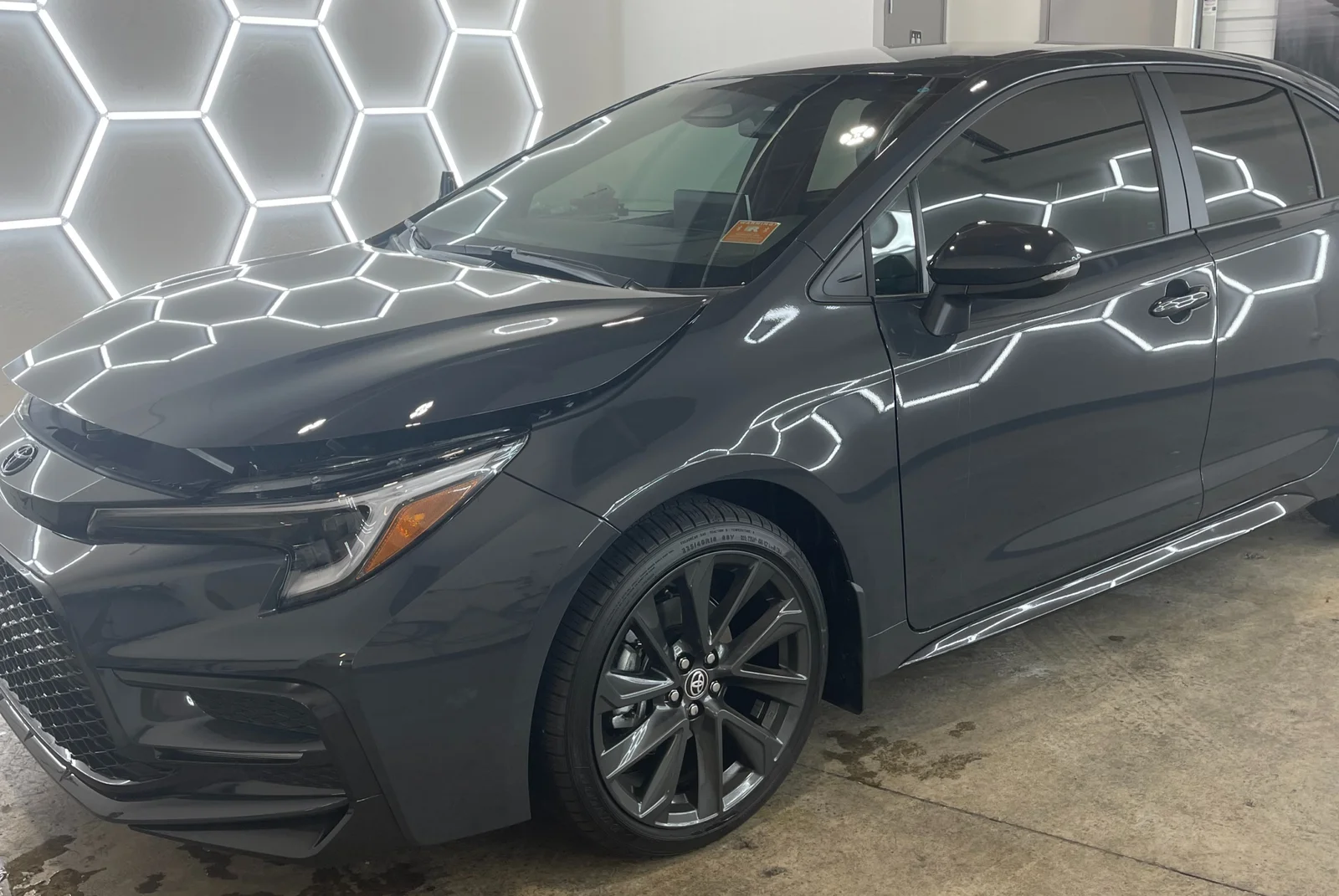 You are currently viewing Ceramic Coating Virginia Beach for Daily Drivers vs Show Cars