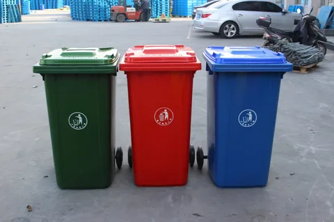 Garbage bins supplier in Abu Dhabi