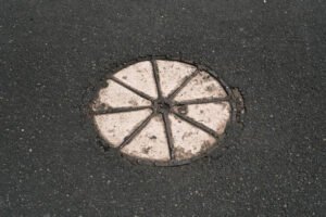 Read more about the article Top Features to Look for When Buying a Manhole Barrier
