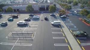 Read more about the article 7 Ways Big Parking Lot Services Improve Customer Experience