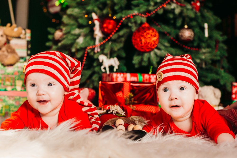 You are currently viewing A Complete Guide to Twin Baby Gifts: What to Get and Why
