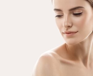 Read more about the article كيف يُعالج حشو منطقة تحت العين تجويف العين بأمان؟