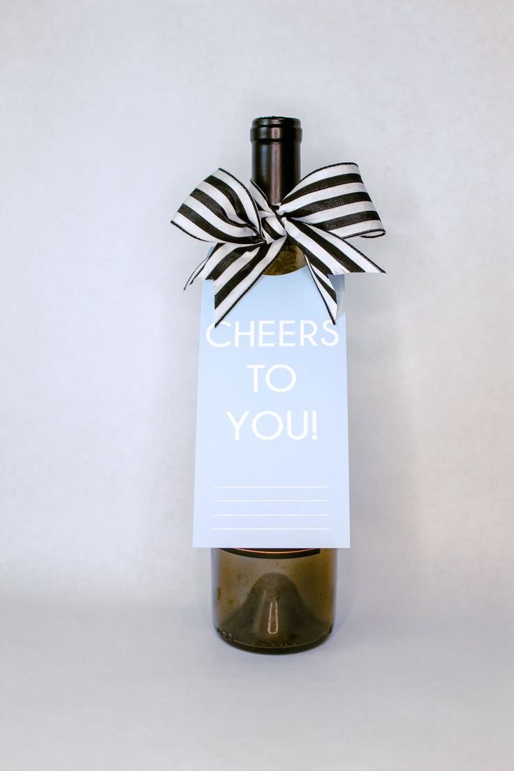 You are currently viewing Premium Bottle Neck Hang Tags for Elegant Product Presentation