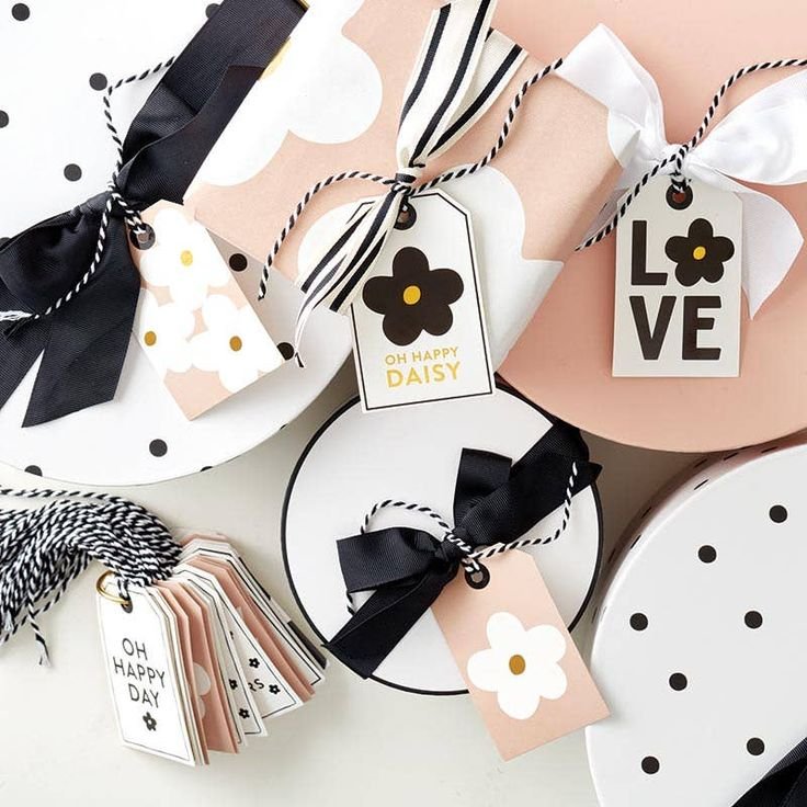 You are currently viewing Elevate Product Branding With Elegant Series Tags for Businesses