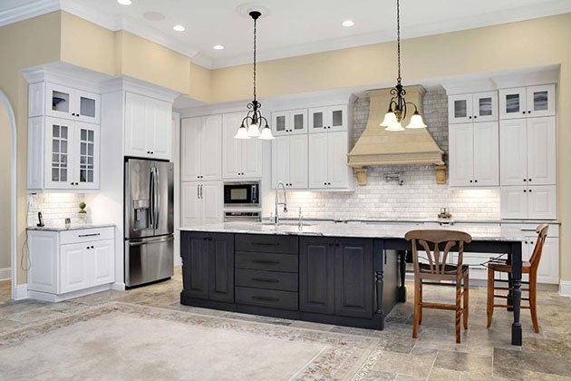 You are currently viewing How Do Experts Approach Custom Kitchen Remodeling in Clearwater?