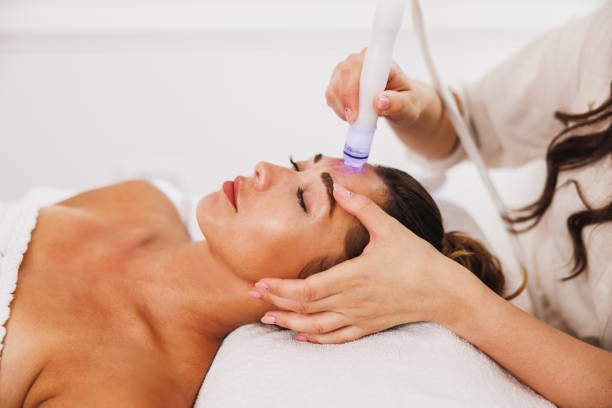 You are currently viewing Is HydraFacial Effective for Blackheads Removal?