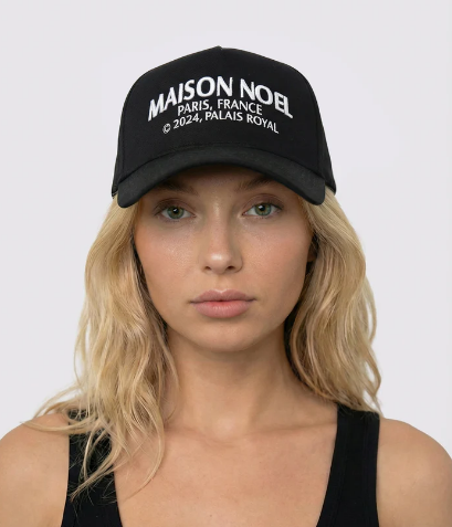 You are currently viewing Midnight Seine Hat – Luxury Designer Hat Inspired by Paris Nights