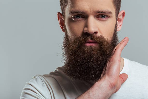 You are currently viewing Who Is the Ideal Candidate for Beard Hair Transplant ?