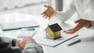 Read more about the article How to Maximize Your Home Buying Experience with Buyer Agents?