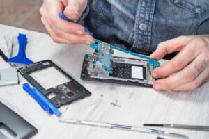 Read more about the article Mobile Repair Shop Guildford – Trusted Experts at IFix Gadgets Guildford