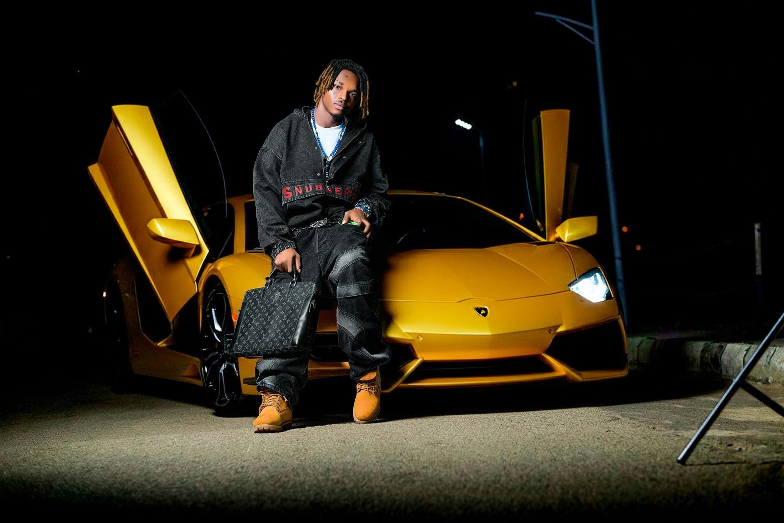 You are currently viewing Buy Used Lamborghini in Dubai: Own a Supercar Icon at Unmatched Value