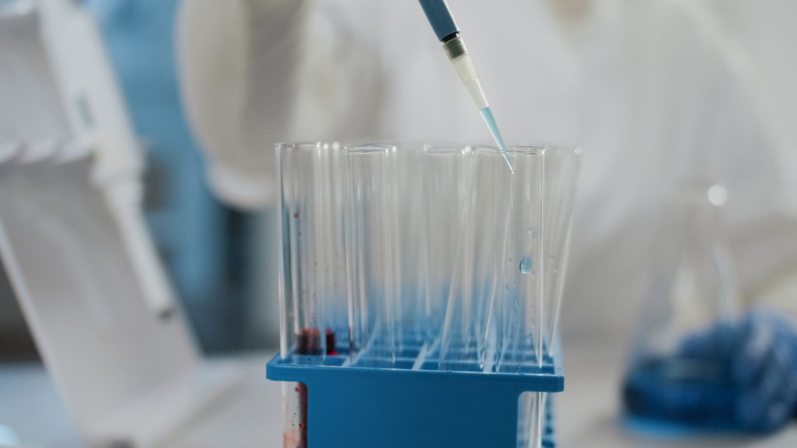 Read more about the article The Science of Cannabinoid Separation: What Happens on a TLC Plate?