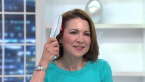 Read more about the article هل يحفز علاج تساقط الشعر بالليزر نمو الشعر بسرعة؟