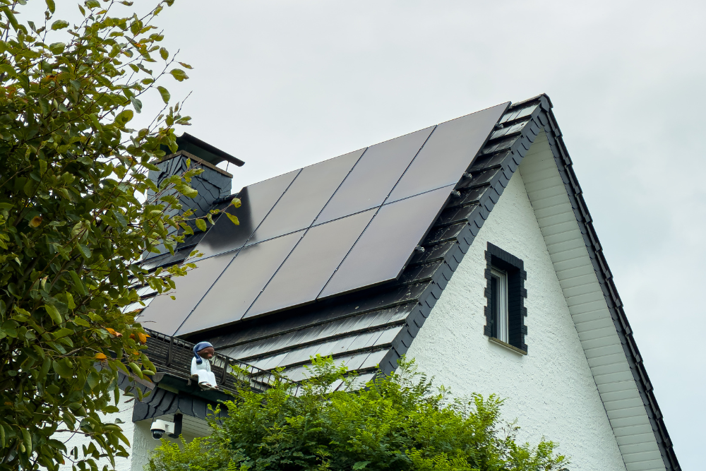 You are currently viewing Commercial Solar Solutions in Pakistan: Powering Businesses Sustainably with CellsolEnergy